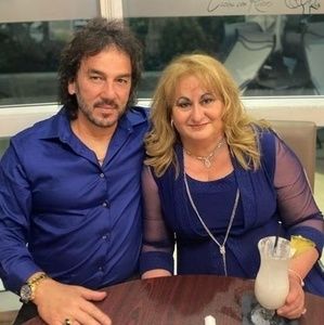 Meet your Posher, Carlos